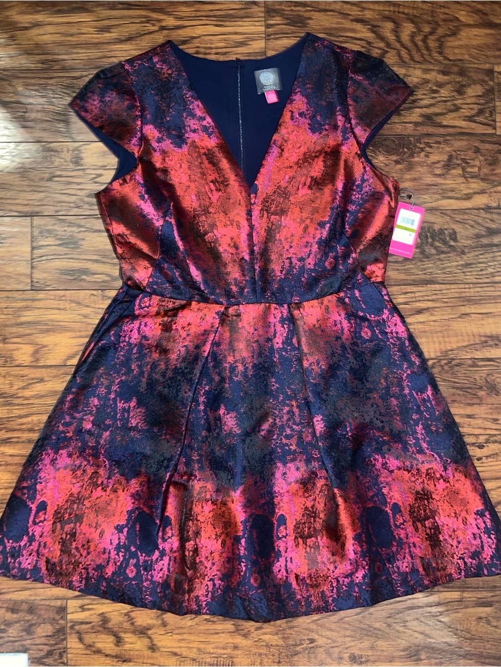 Vince Camuto Metallic Jacquard Fit & Flare Dress V-Neck Pleated Sz 14-NWT-
